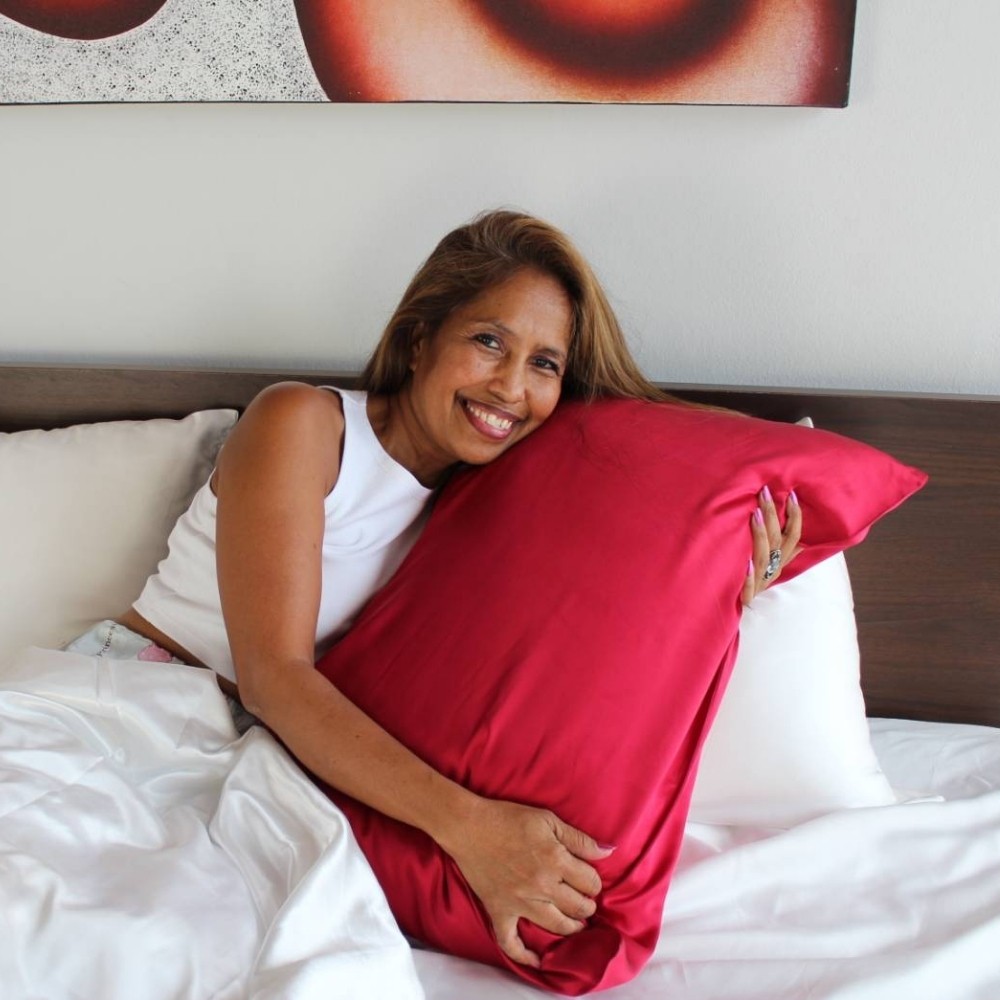 Red Silk Pillowcase: image 3